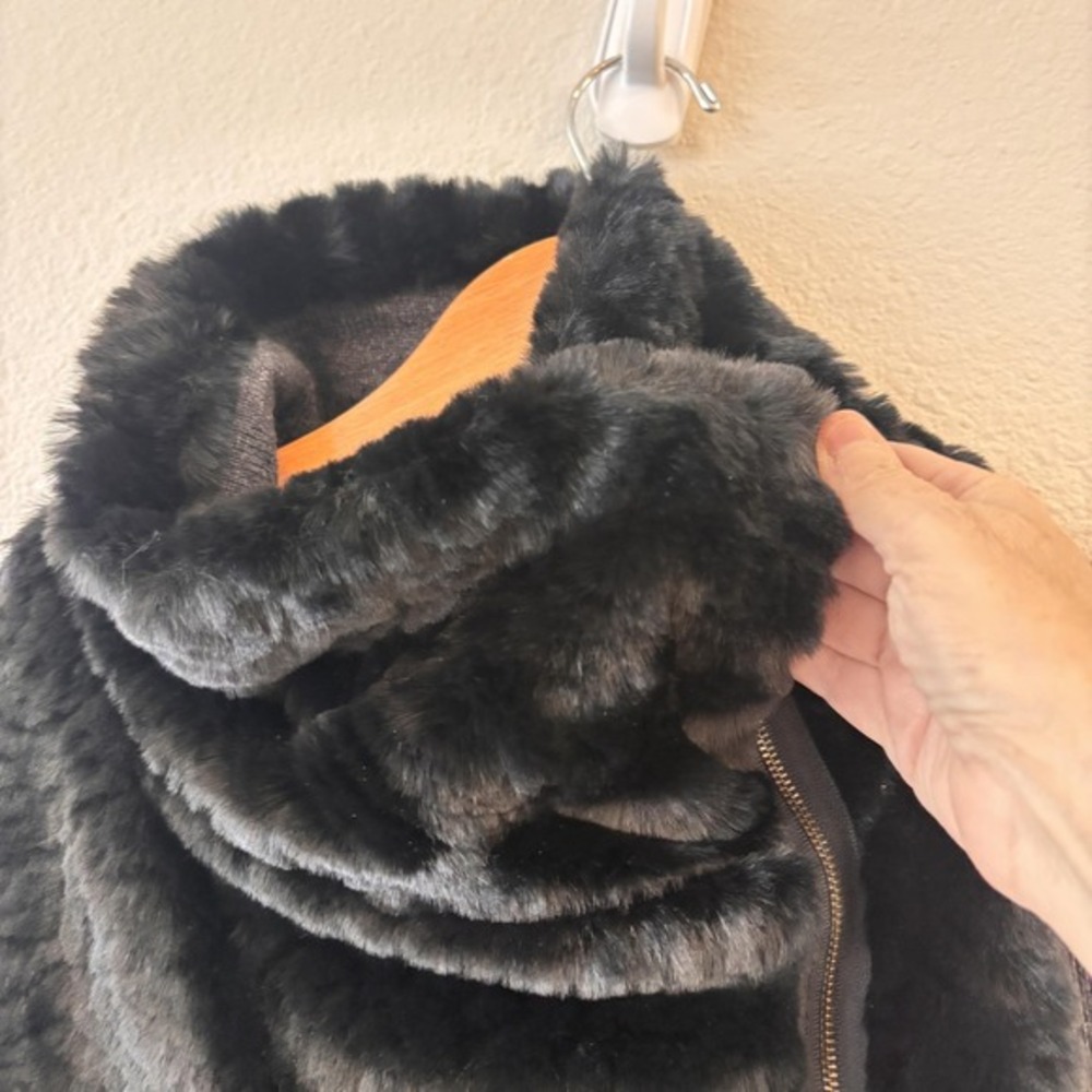 Ann Taylor LOFT Faux Fur Sweater Womens XL Cowl Neck Asymmetric Quiet Luxury - Picture 10 of 11